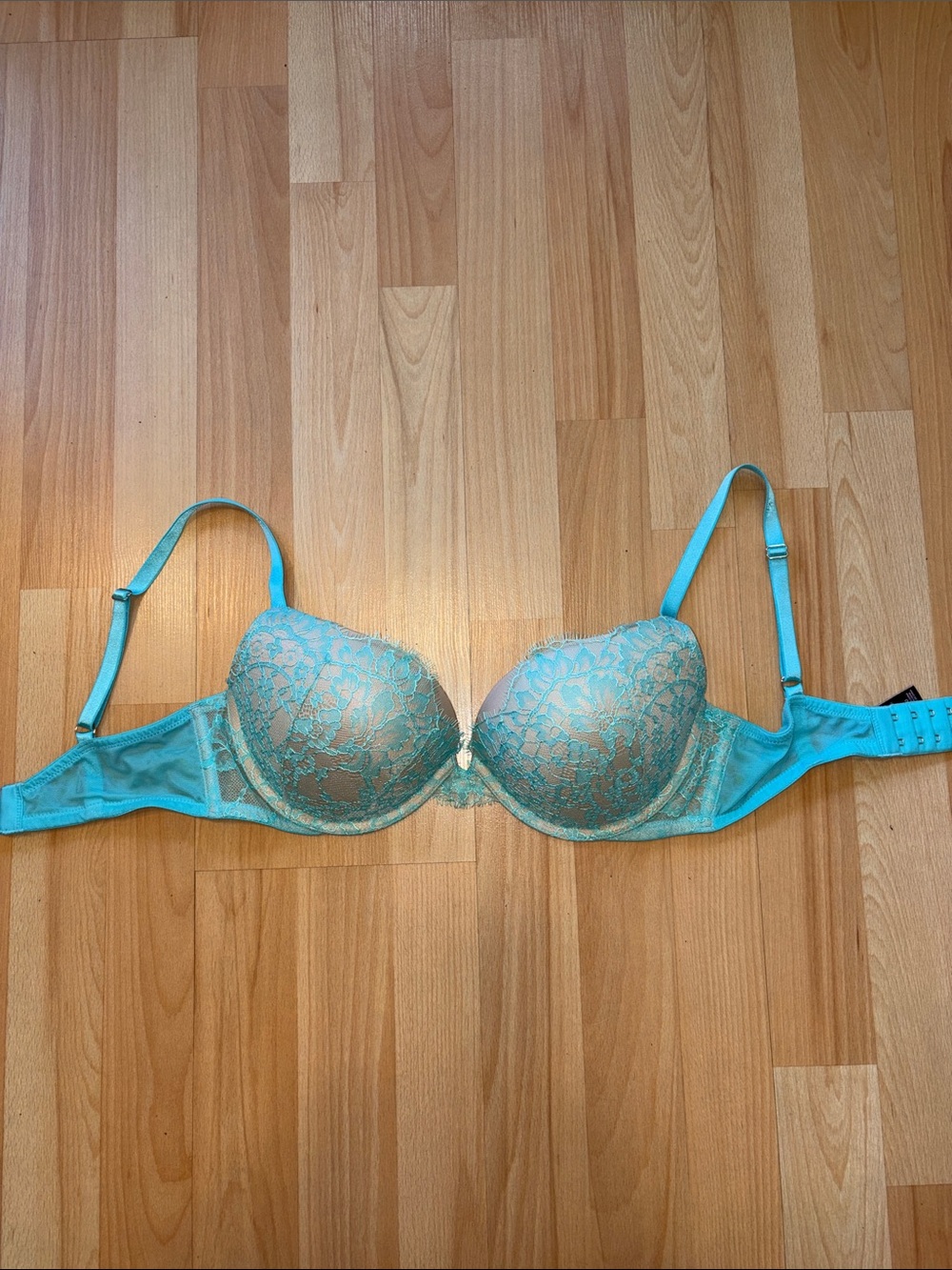 Victoria's Secret Aqua Lace Underwire Bra